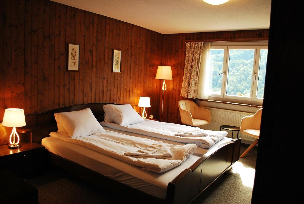 Rooms With Private Bathrooms Saas im Prattigau المظهر الخارجي الصورة