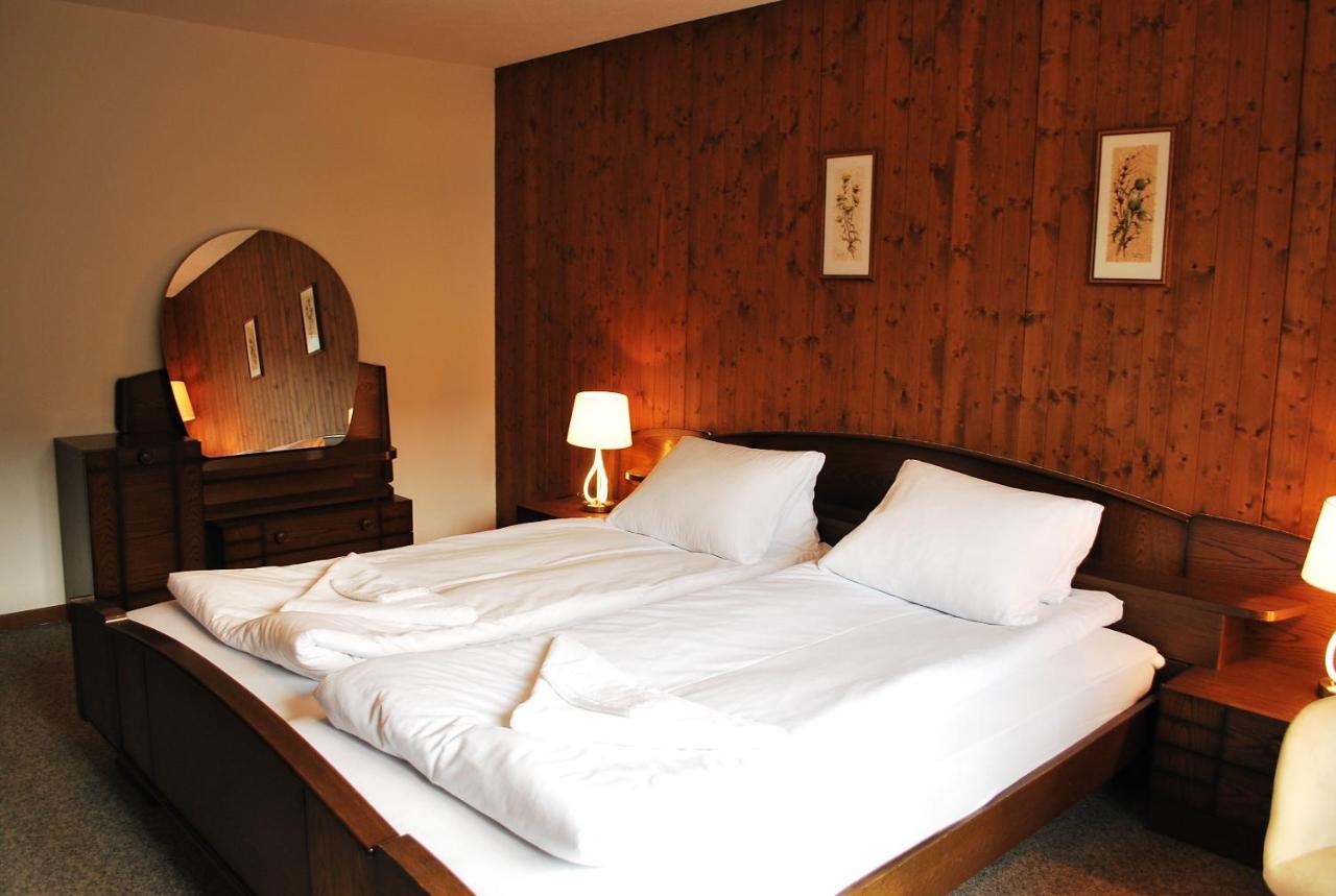 Rooms With Private Bathrooms Saas im Prattigau المظهر الخارجي الصورة