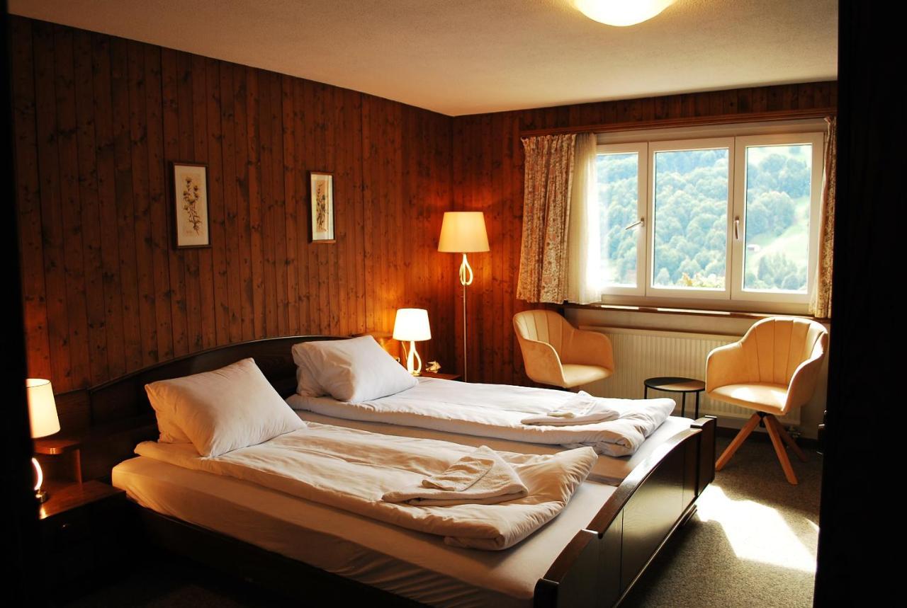 Rooms With Private Bathrooms Saas im Prattigau المظهر الخارجي الصورة