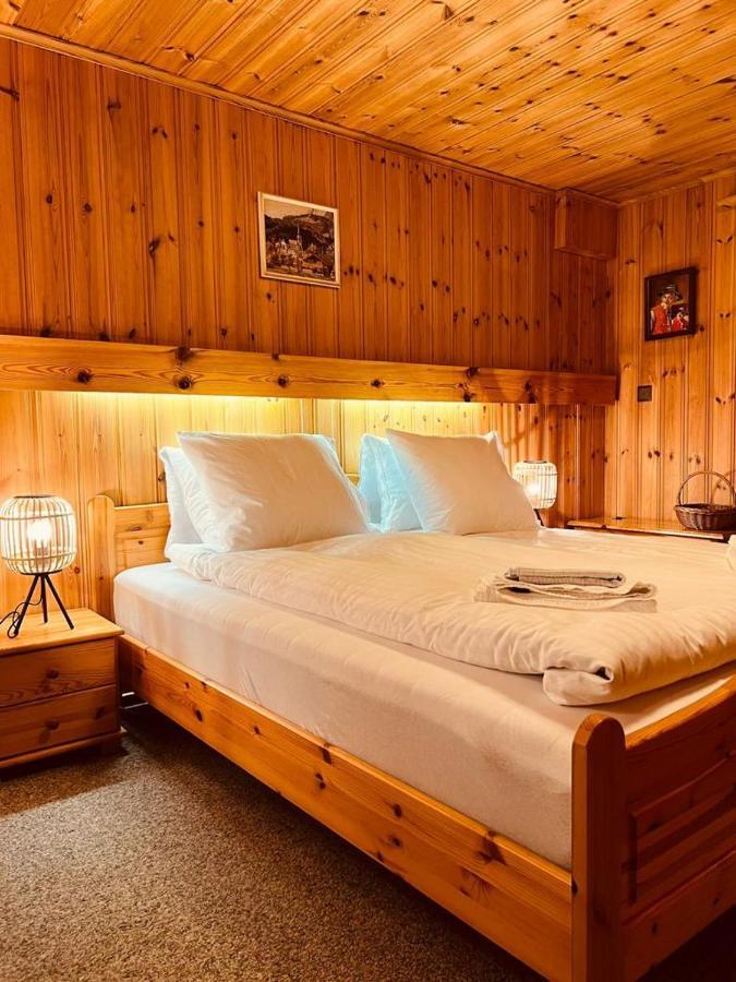 Rooms With Private Bathrooms Saas im Prattigau المظهر الخارجي الصورة