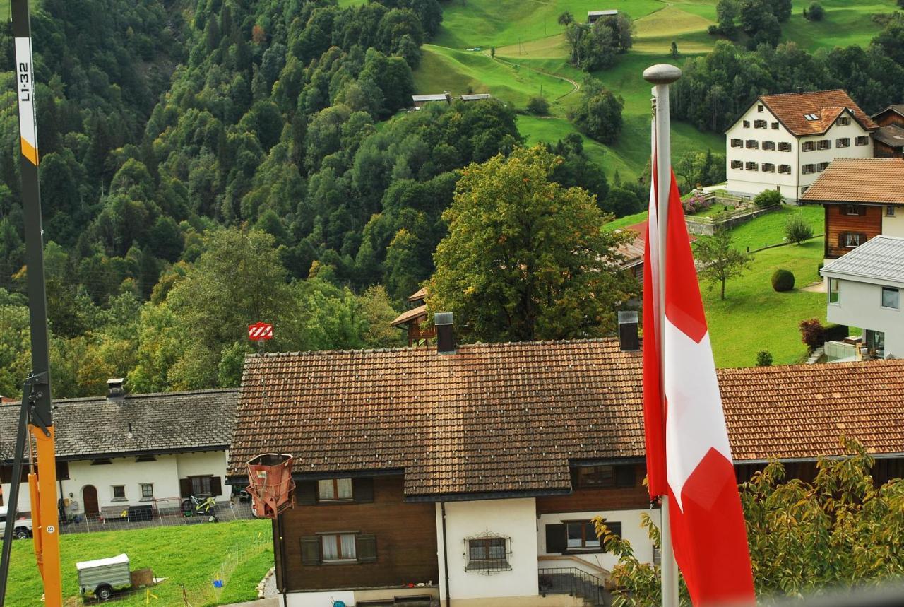 Rooms With Private Bathrooms Saas im Prattigau المظهر الخارجي الصورة
