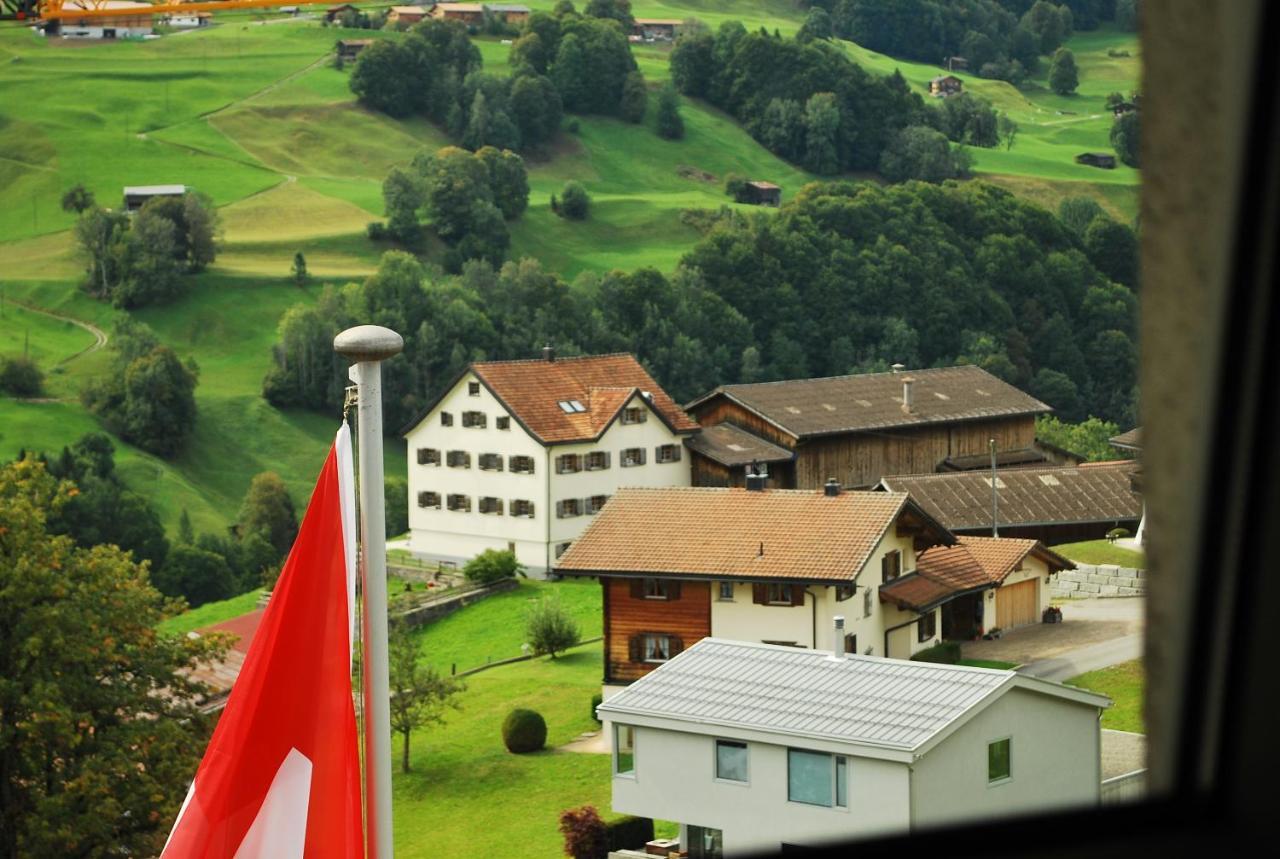 Rooms With Private Bathrooms Saas im Prattigau المظهر الخارجي الصورة